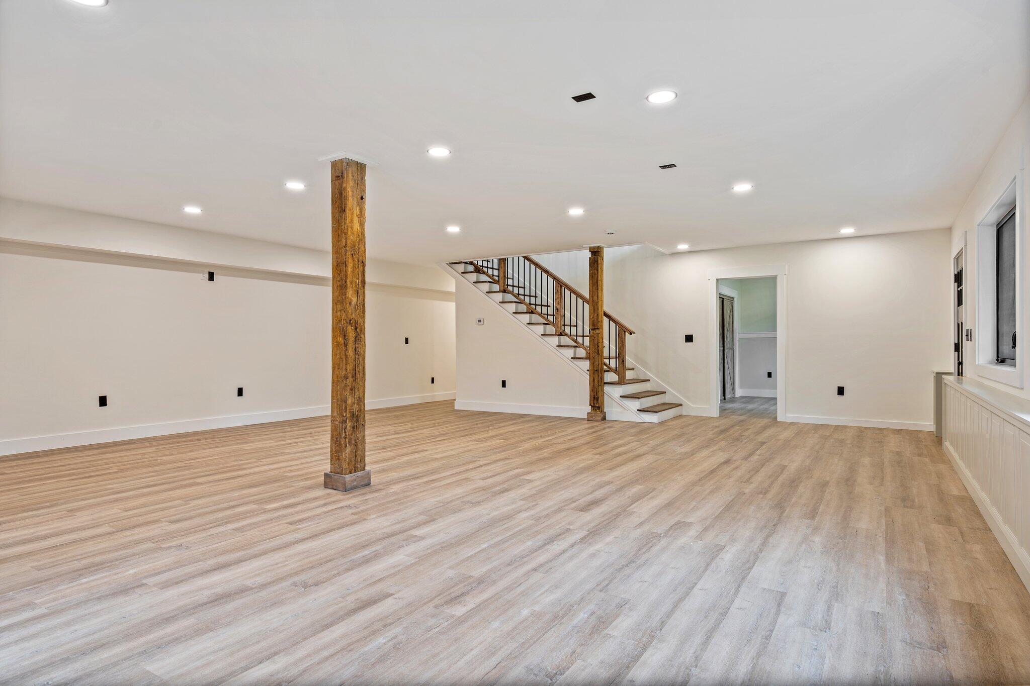 734 Main Road Charleston ME 04422