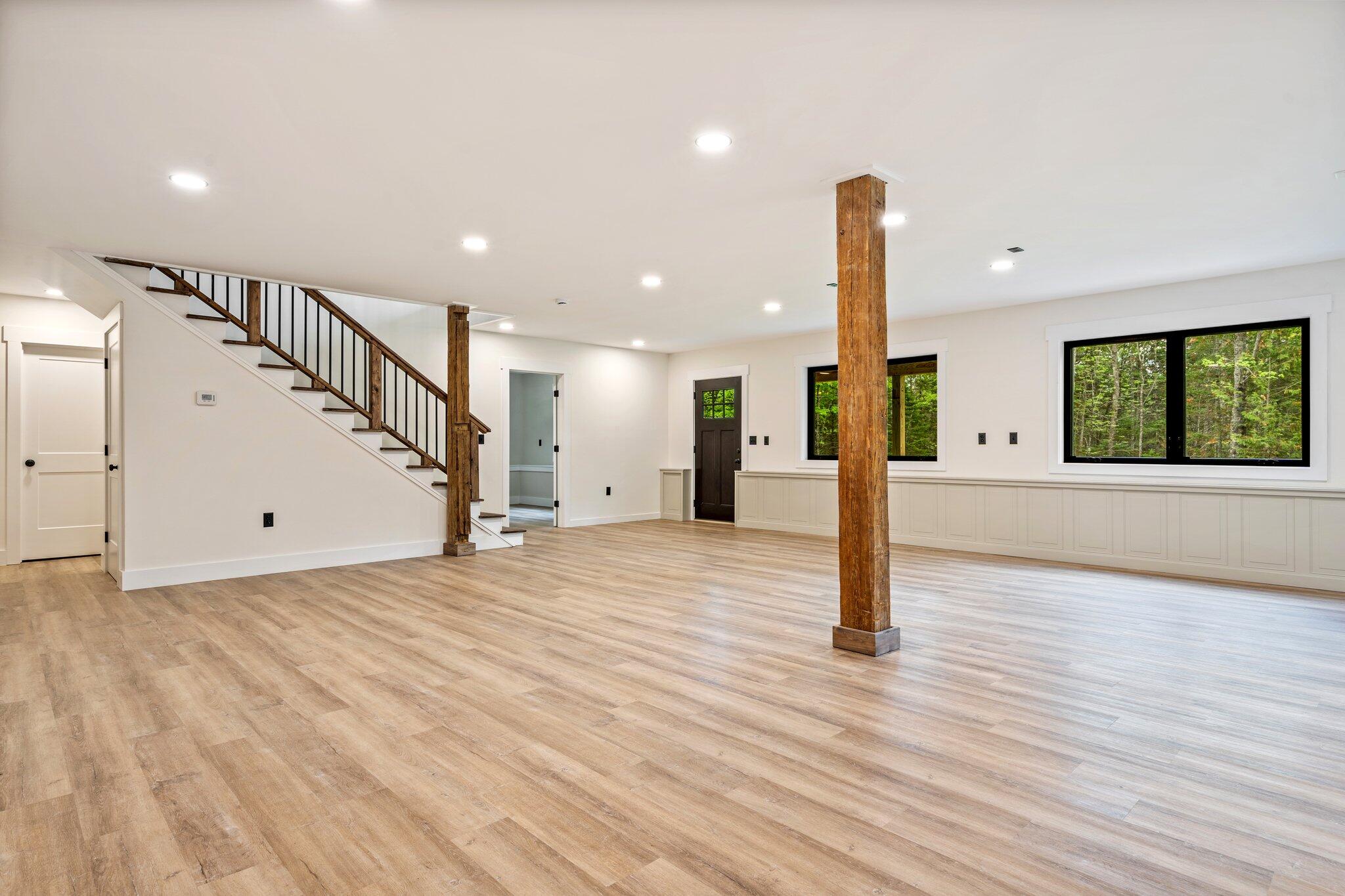 734 Main Road Charleston ME 04422