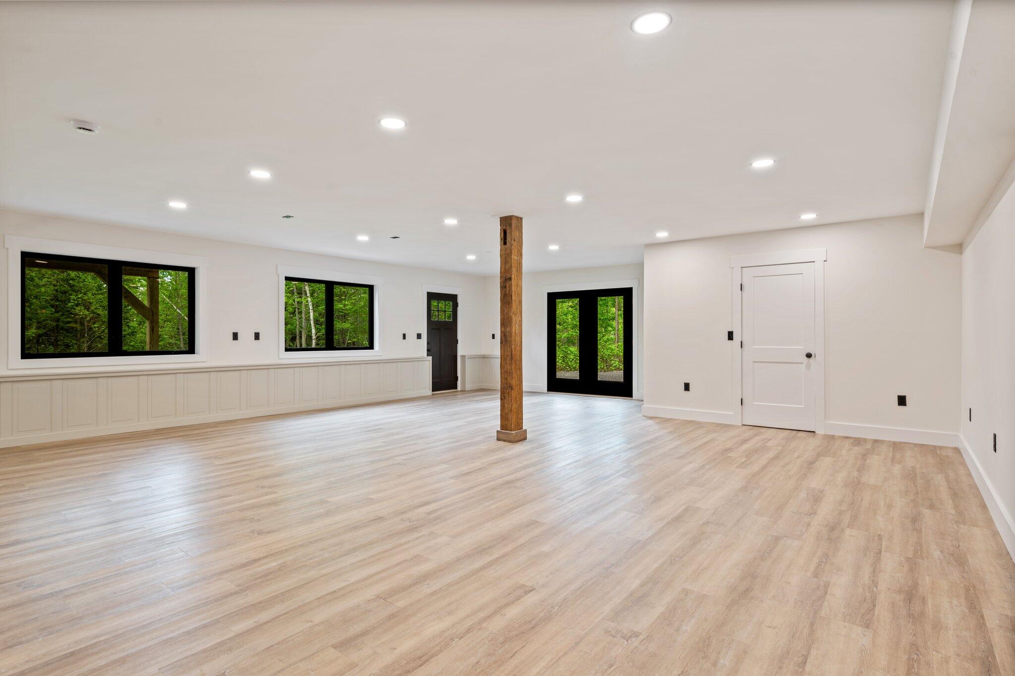 734 Main Road Charleston ME 04422