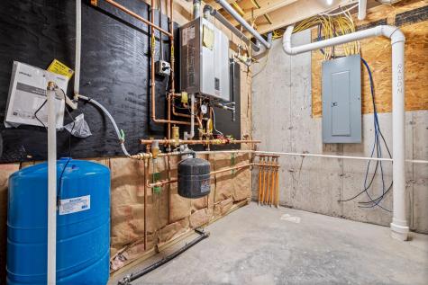 734 Main Road Charleston ME 04422