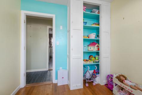 37 Mcarthur Avenue Lewiston ME 04240