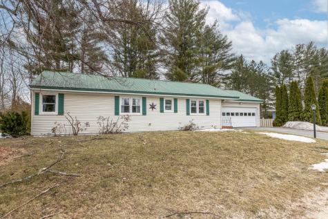 37 Mcarthur Avenue Lewiston ME 04240