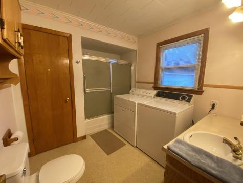 17 Richard Terrace Lewiston ME 04240