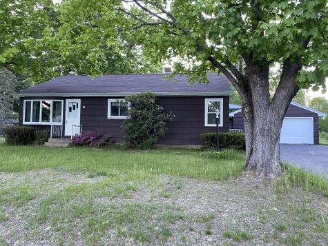 17 Richard Terrace Lewiston ME 04240