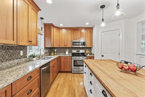 20 Turner Drive York ME 03902