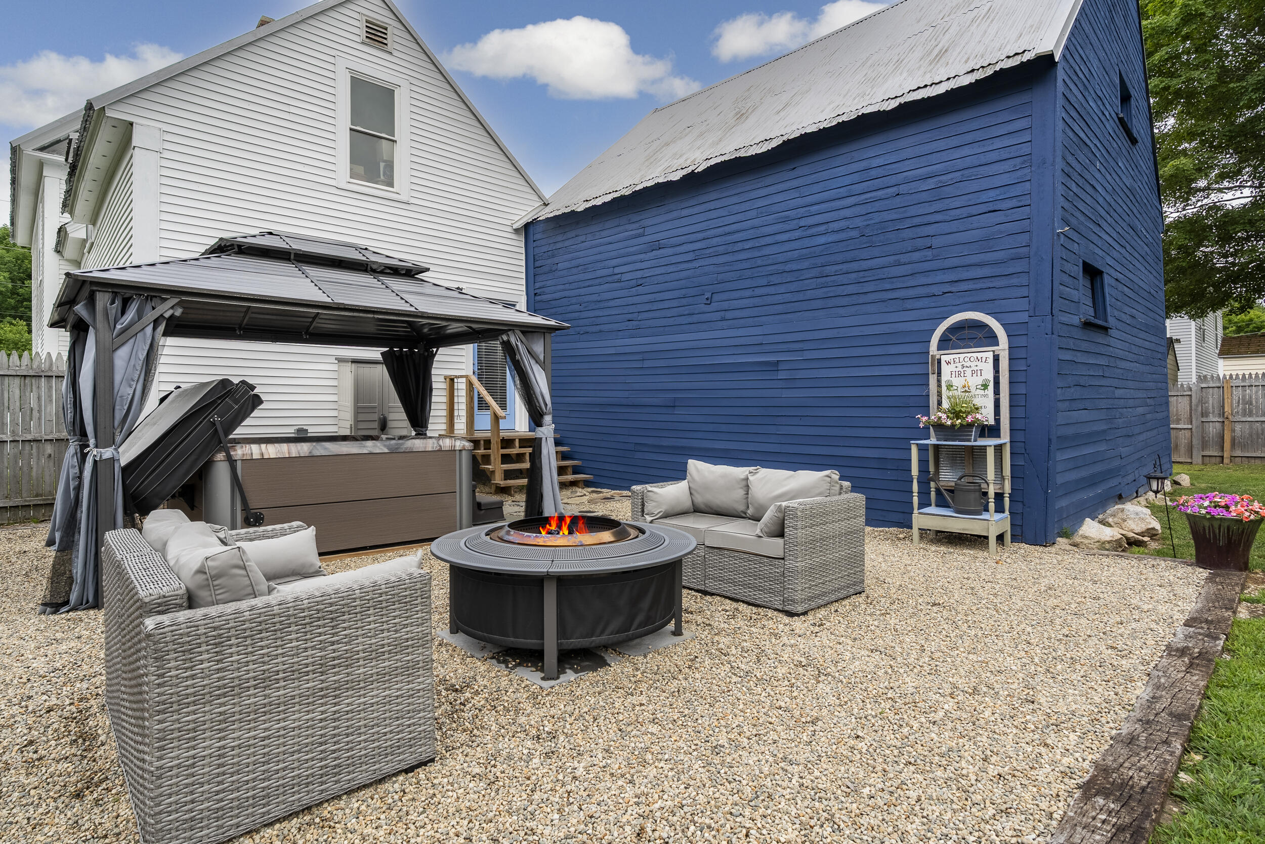 2 School Street Bridgton ME 04009