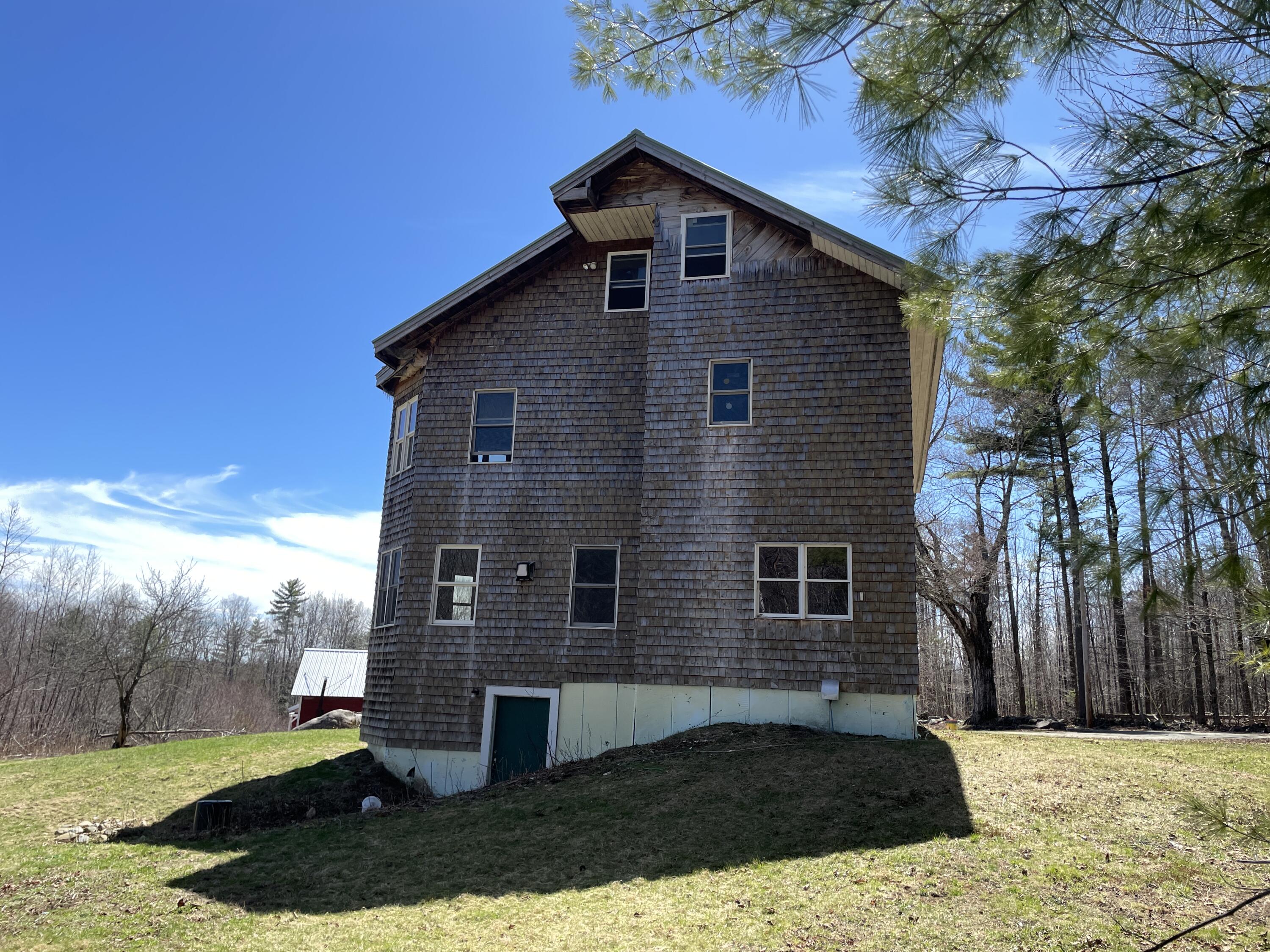 20 Bean Hill Harmony ME 04942