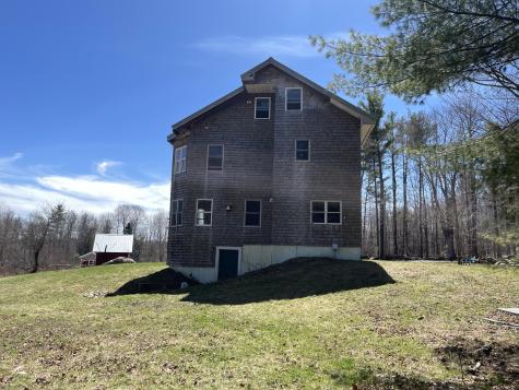 20 Bean Hill Harmony ME 04942