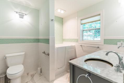331 Lafayette Street Yarmouth ME 04096