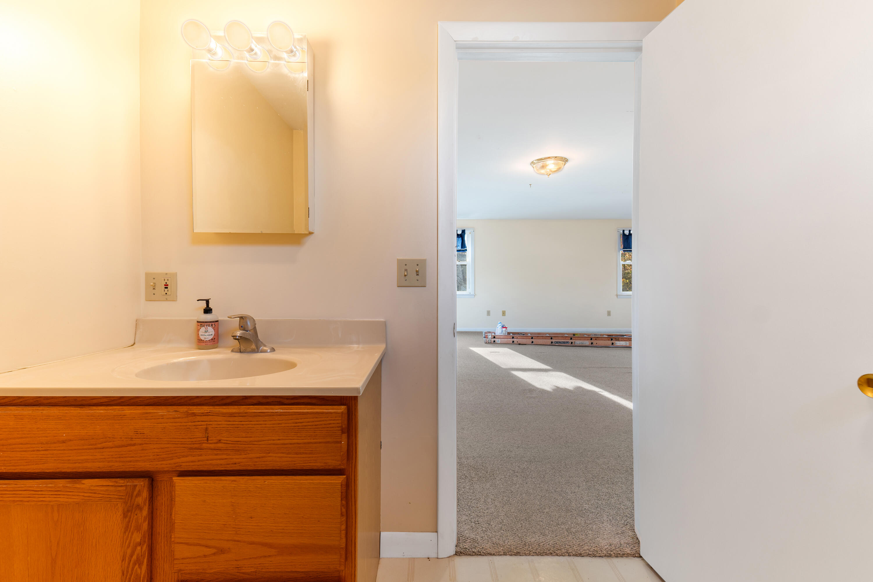 44 Ellen Circle Yarmouth ME 04096