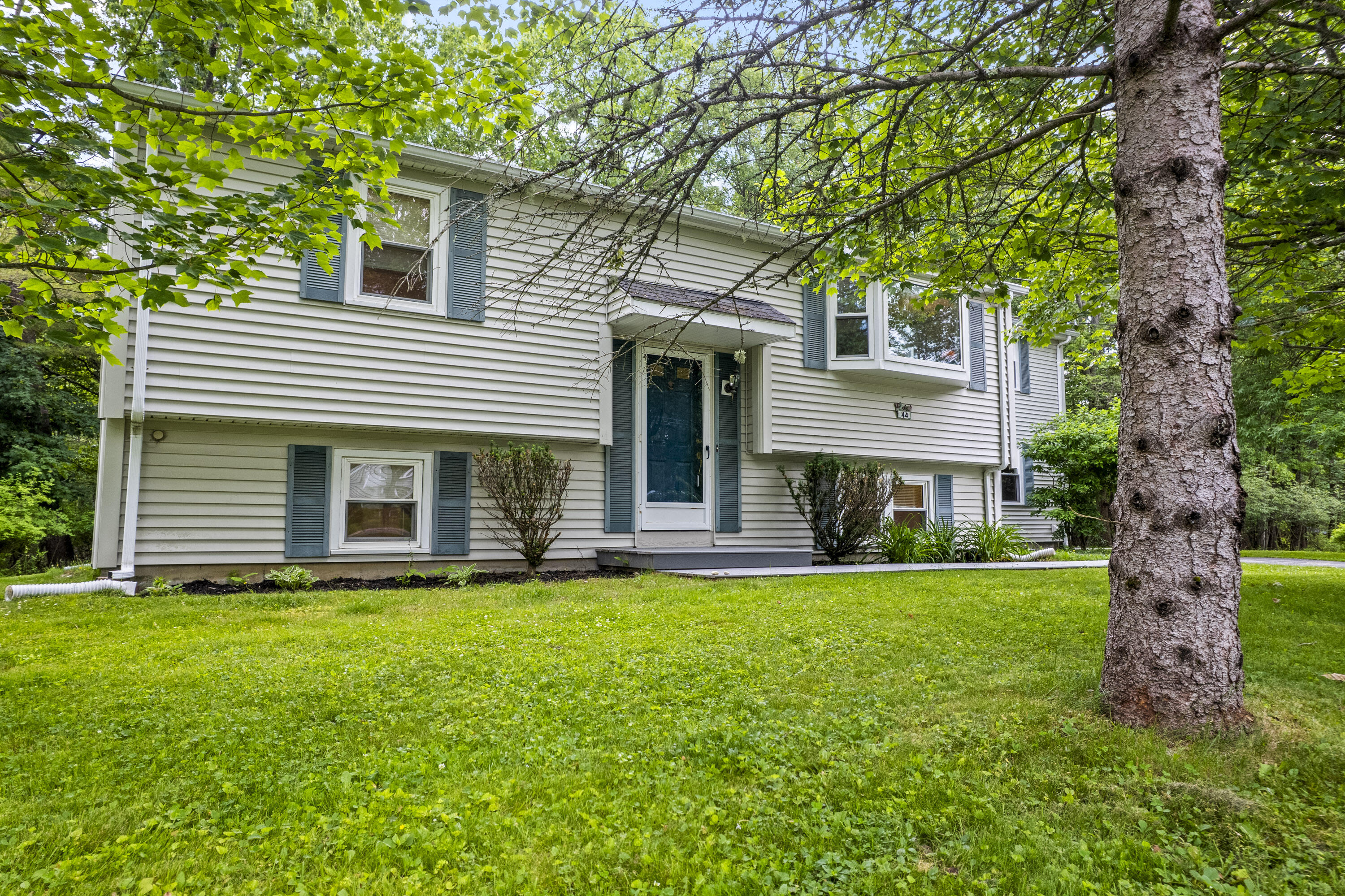 44 Ellen Circle Yarmouth ME 04096