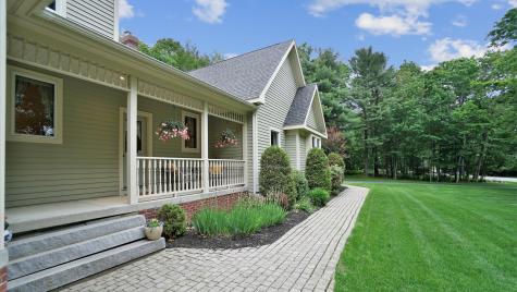 12 Pond Ridge Drive Lewiston ME 04240