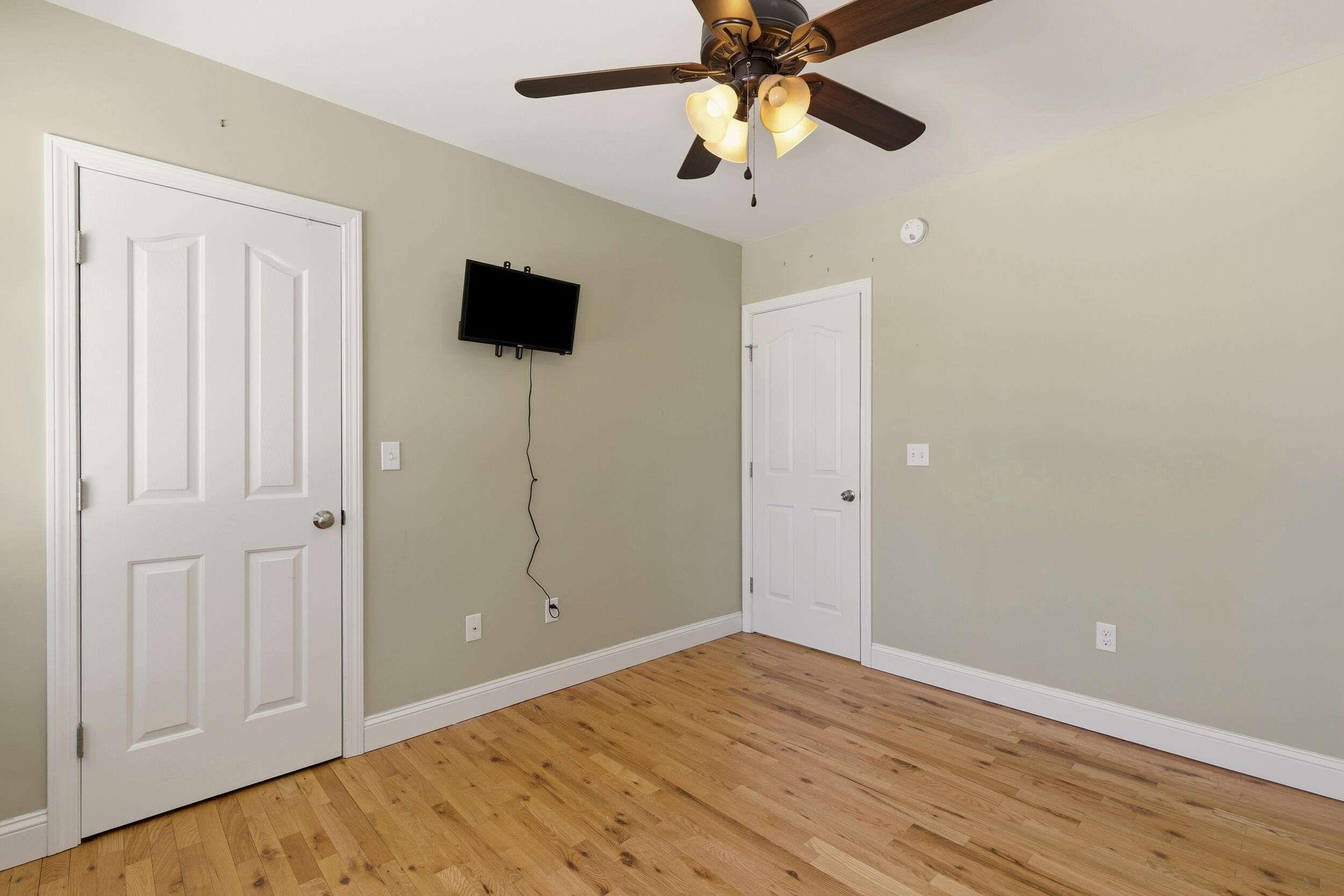 9 Neptune Road Old Orchard Beach ME 04064