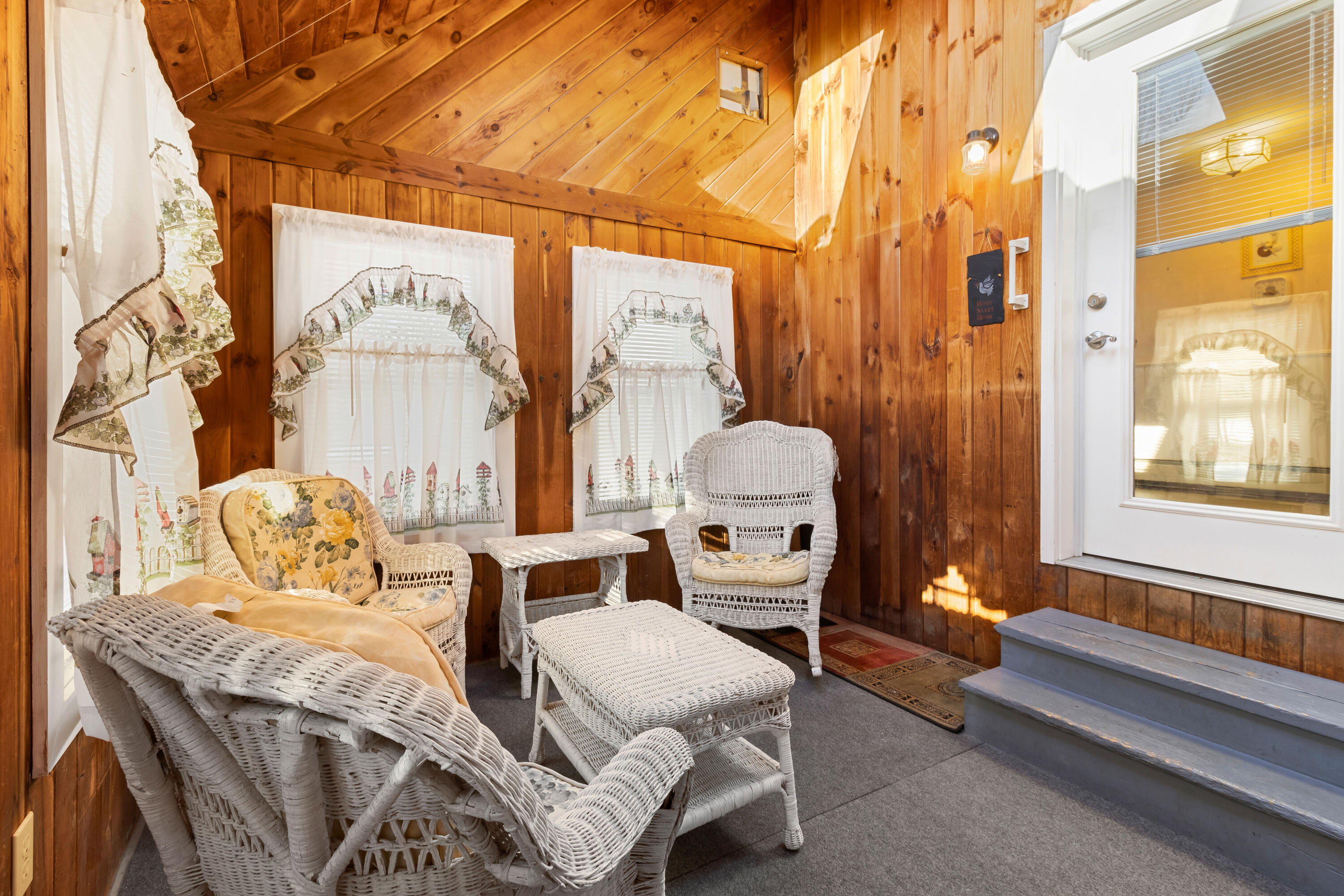 1213 N Union Road Union ME 04862