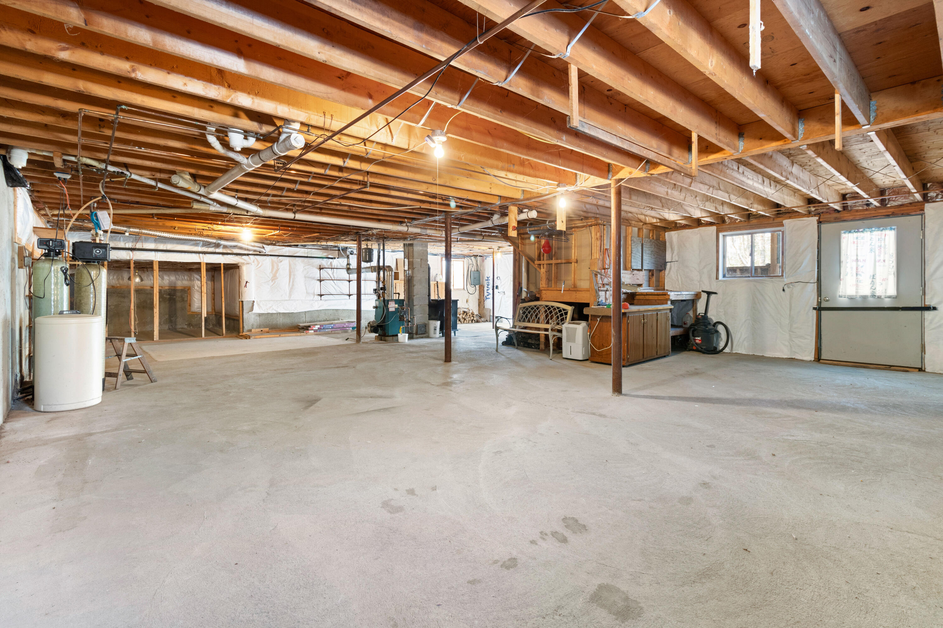 1213 N Union Road Union ME 04862