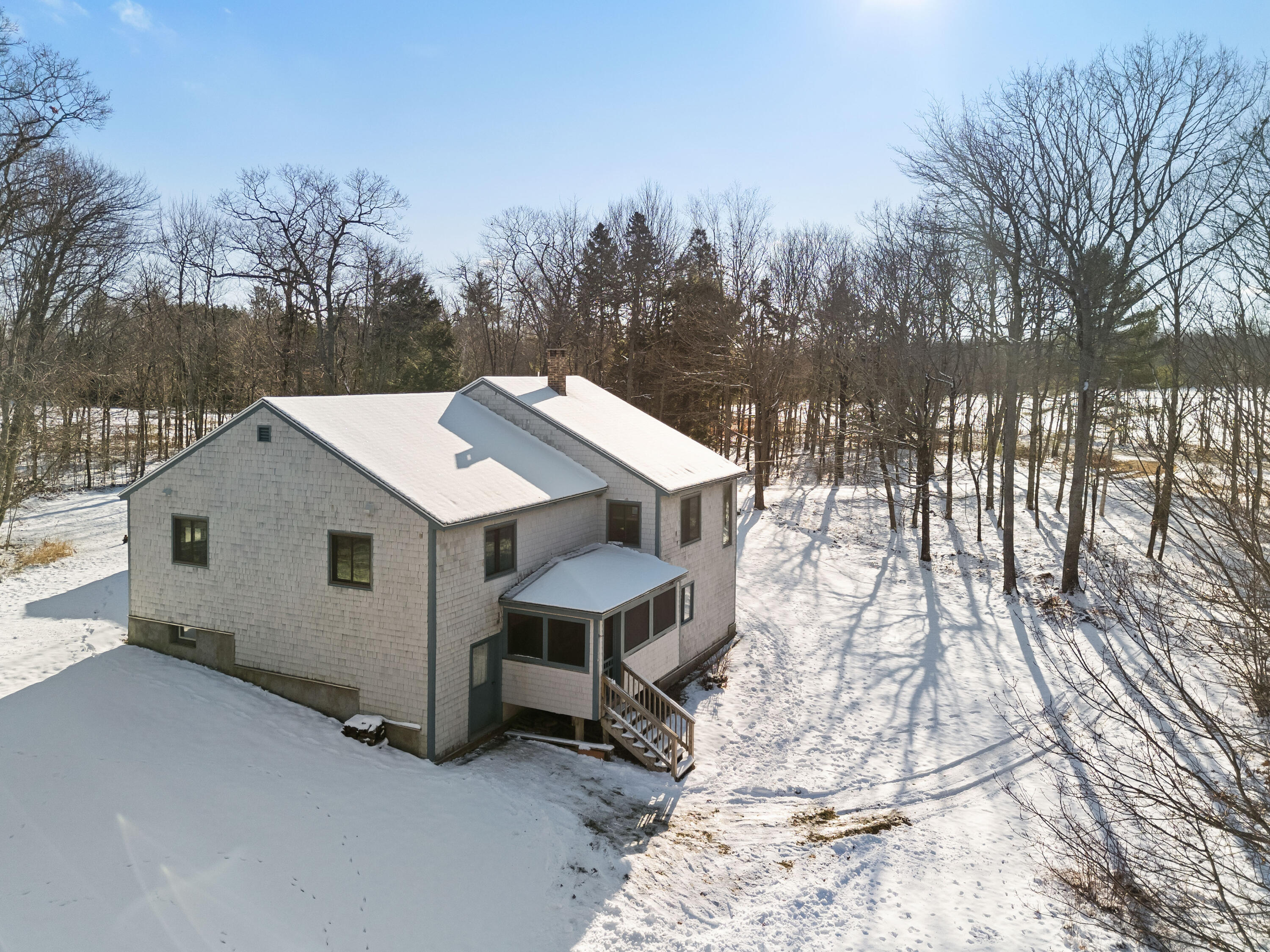 1213 N Union Road Union ME 04862