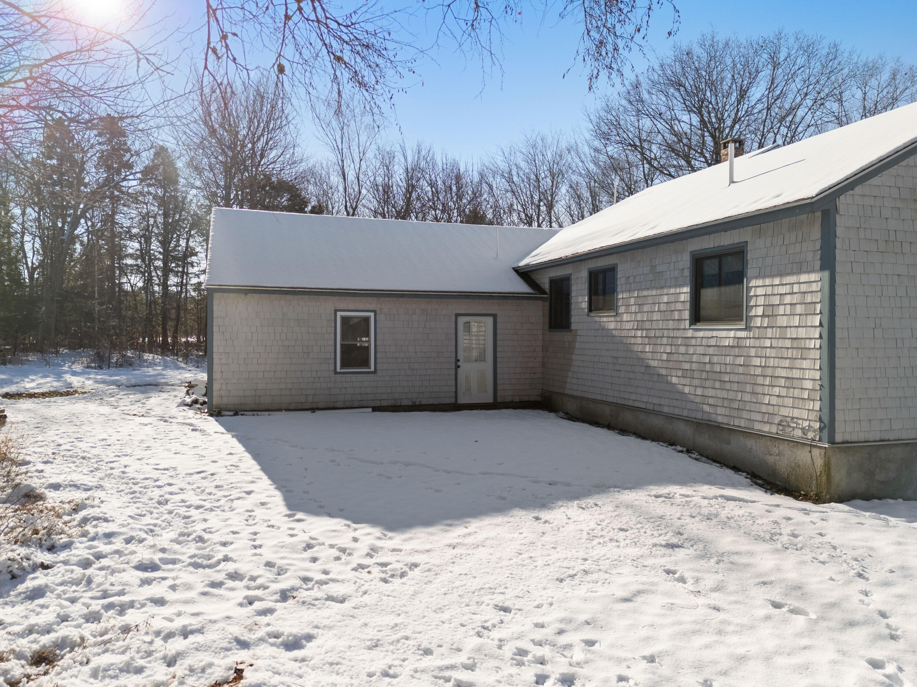 1213 N Union Road Union ME 04862