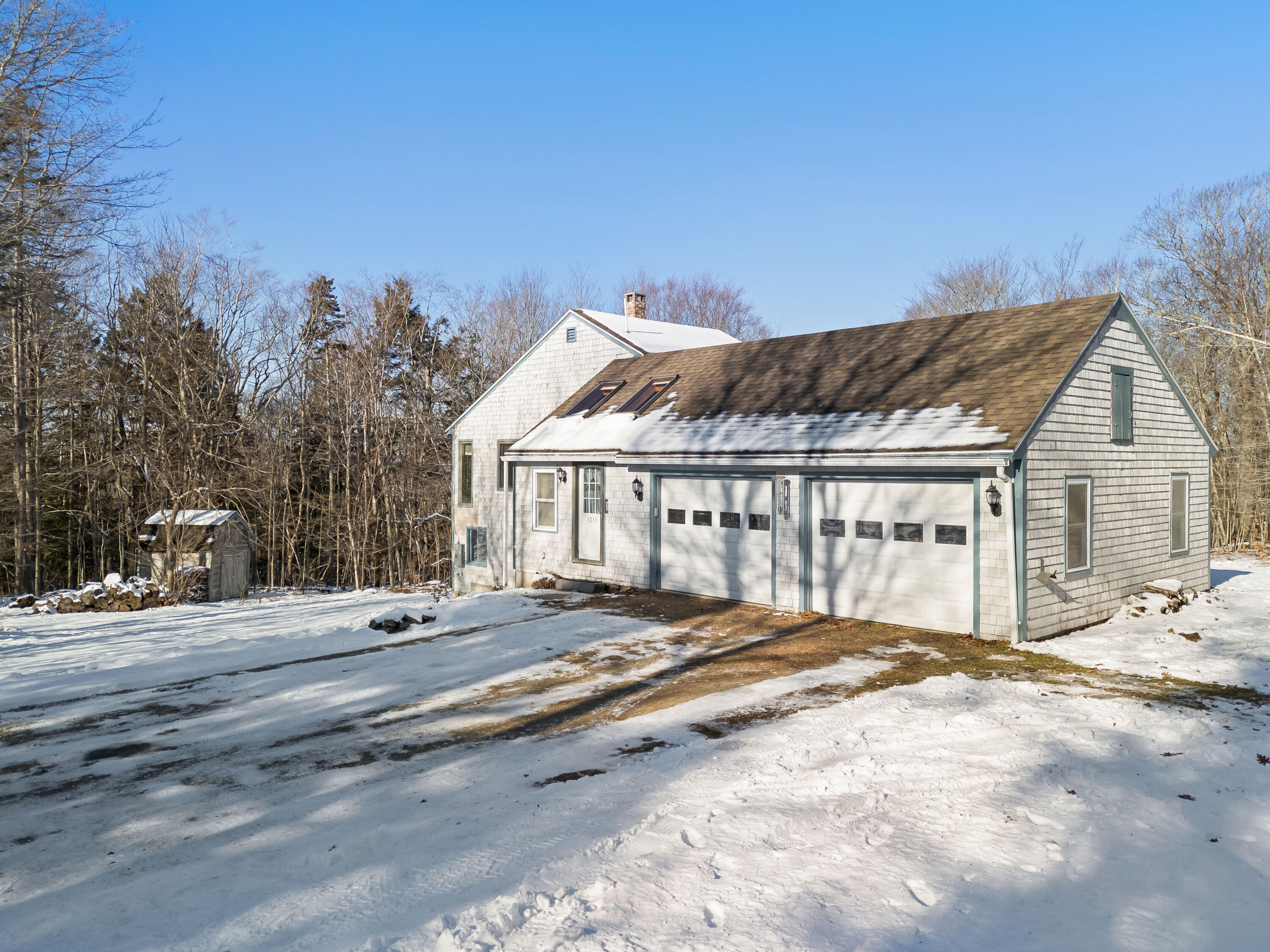 1213 N Union Road Union ME 04862