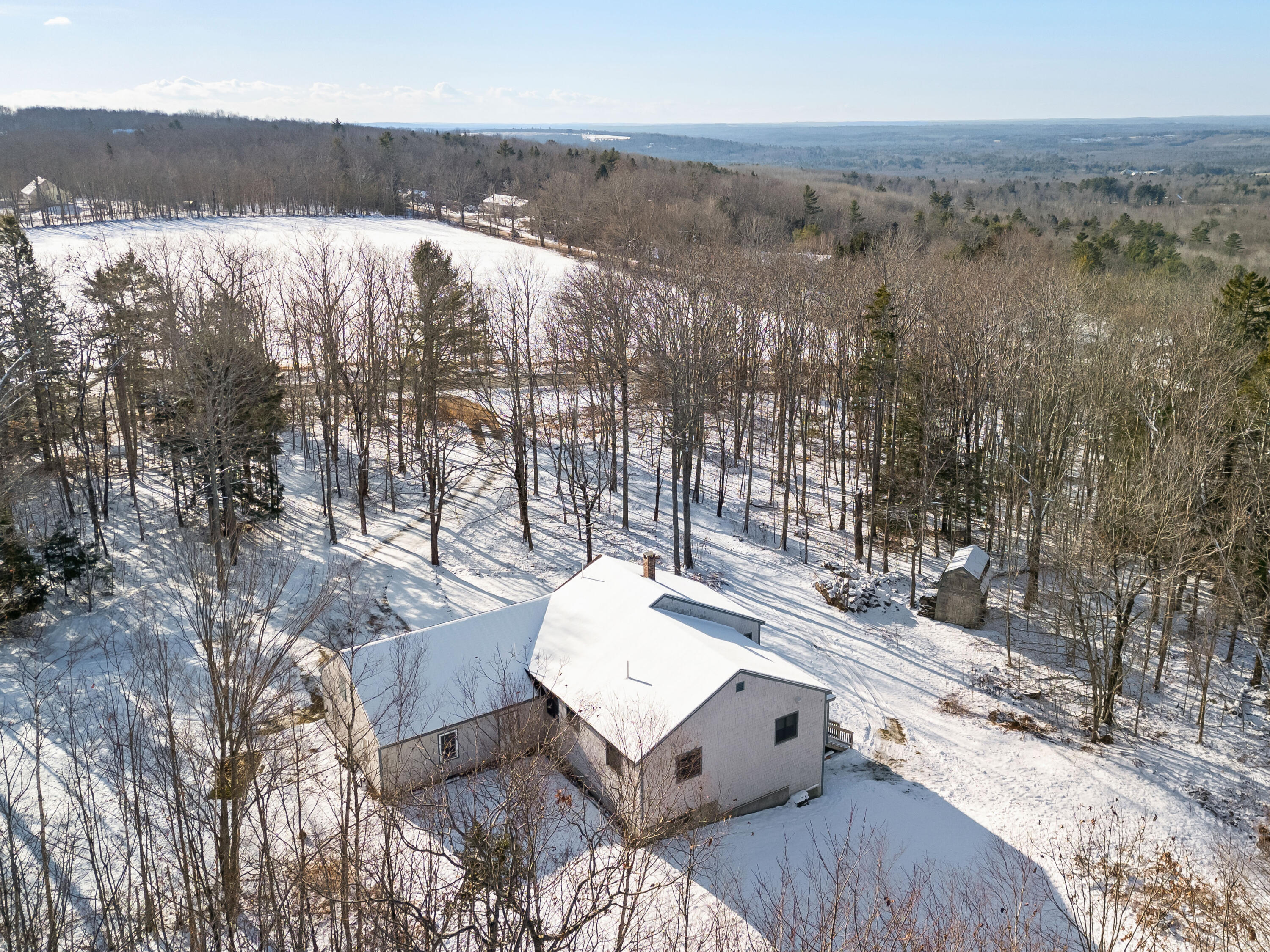 1213 N Union Road Union ME 04862