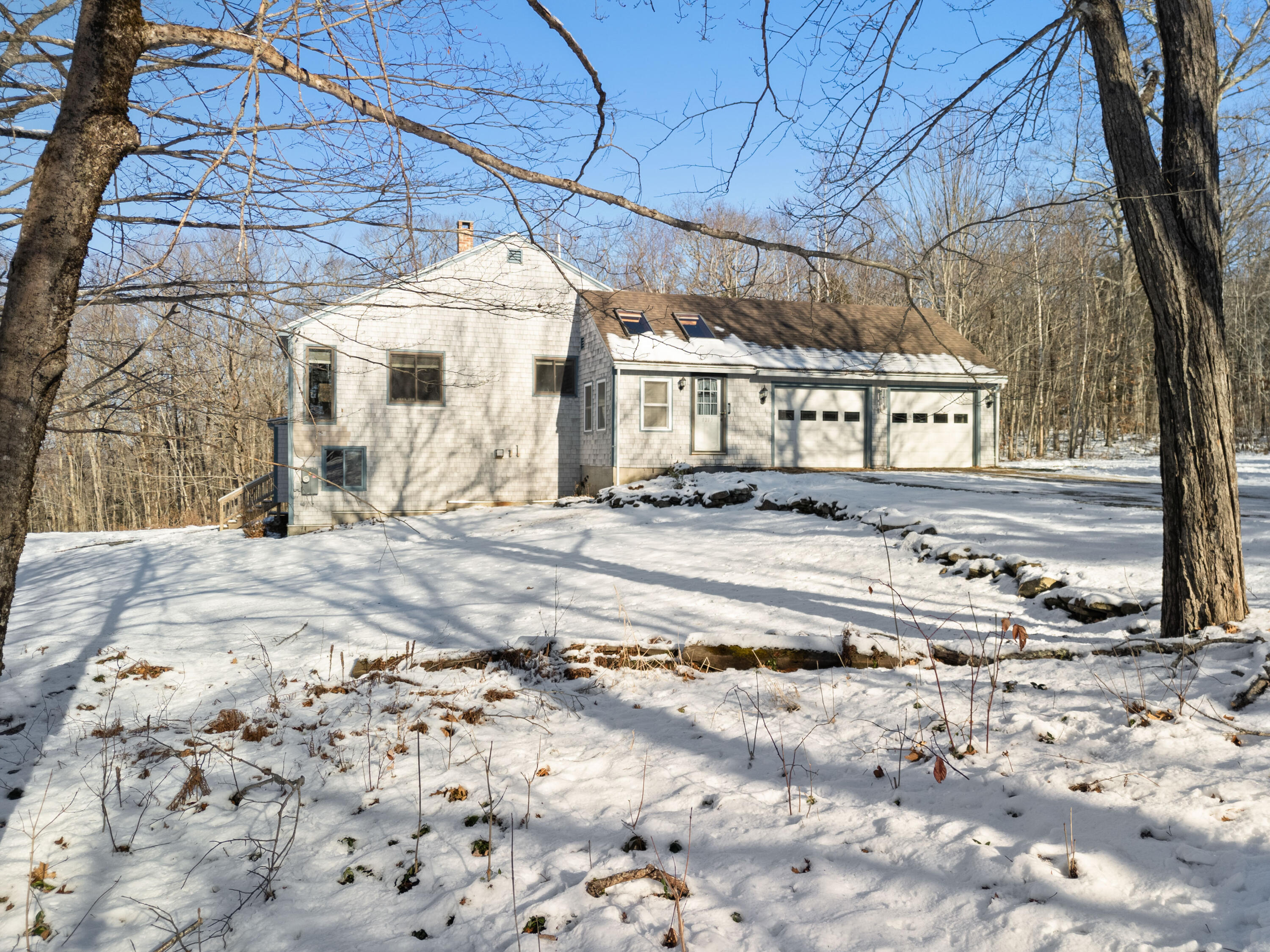 1213 N Union Road Union ME 04862