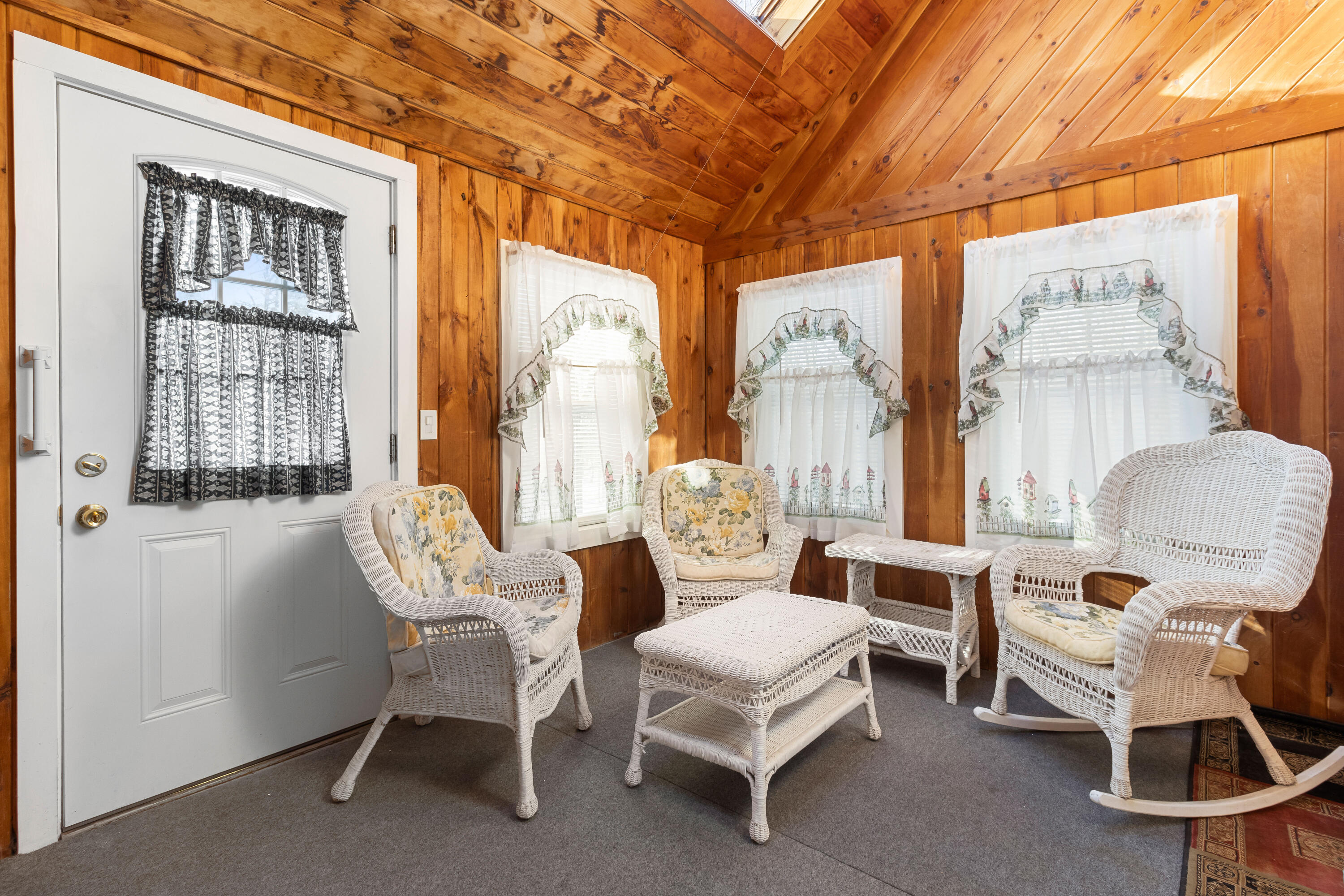 1213 N Union Road Union ME 04862