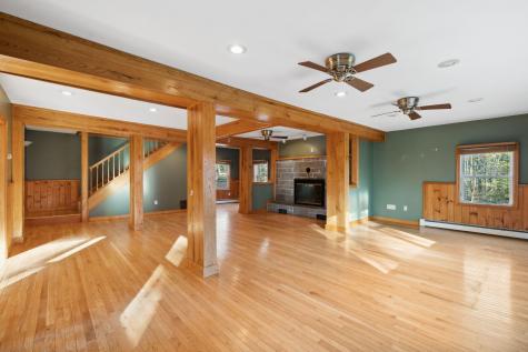 17 Middle Bay Road Brunswick ME 04011