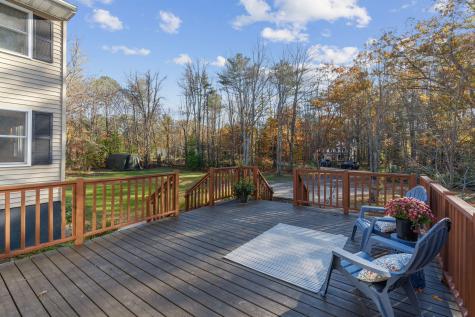 17 Middle Bay Road Brunswick ME 04011