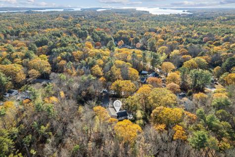 17 Middle Bay Road Brunswick ME 04011