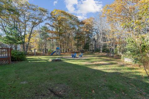 17 Middle Bay Road Brunswick ME 04011