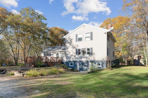 17 Middle Bay Road Brunswick ME 04011