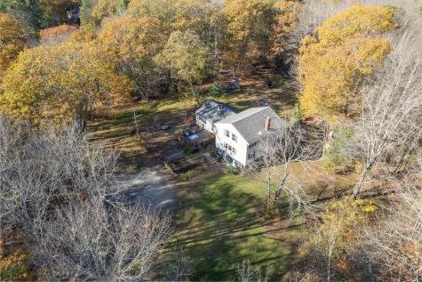 17 Middle Bay Road Brunswick ME 04011