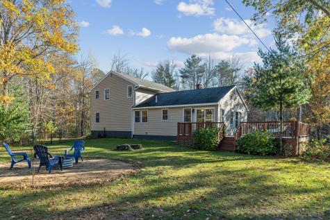 17 Middle Bay Road Brunswick ME 04011