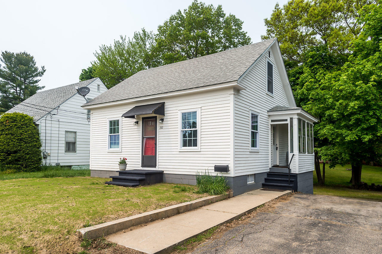 152 High Street Sanford ME 04073