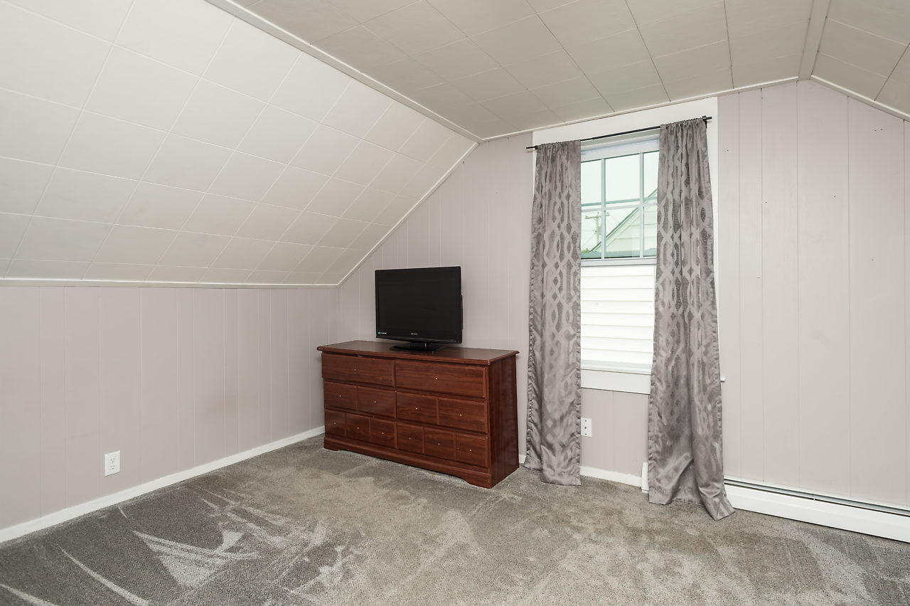 152 High Street Sanford ME 04073