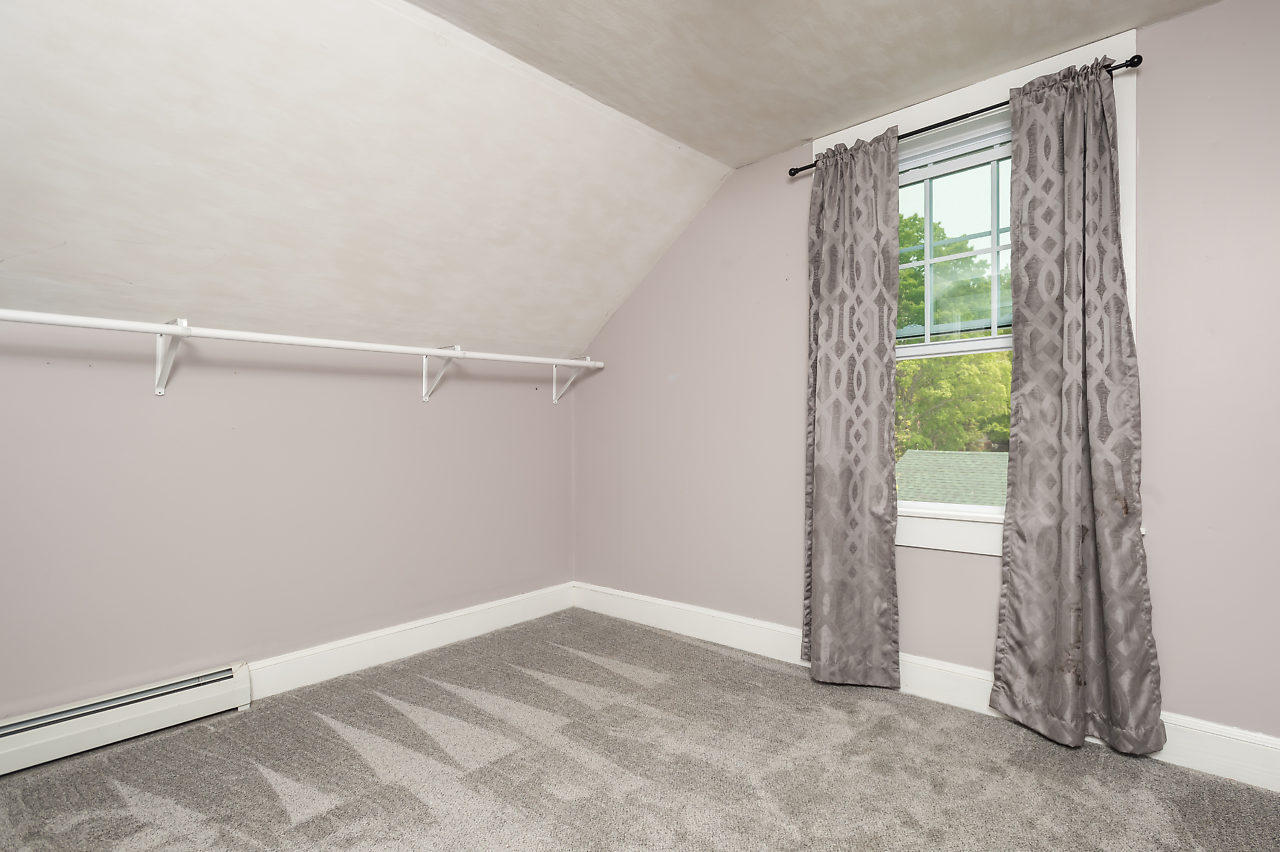 152 High Street Sanford ME 04073