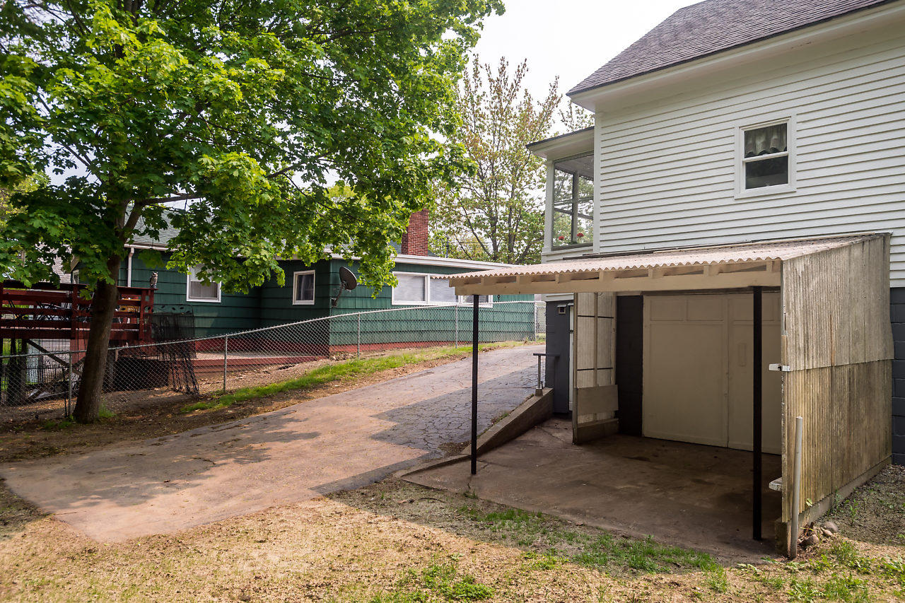 152 High Street Sanford ME 04073