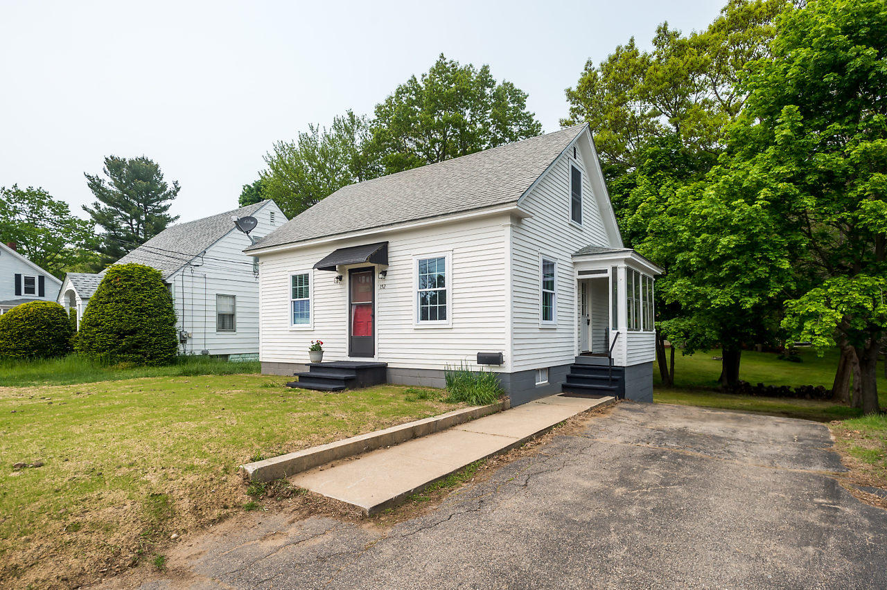 152 High Street Sanford ME 04073