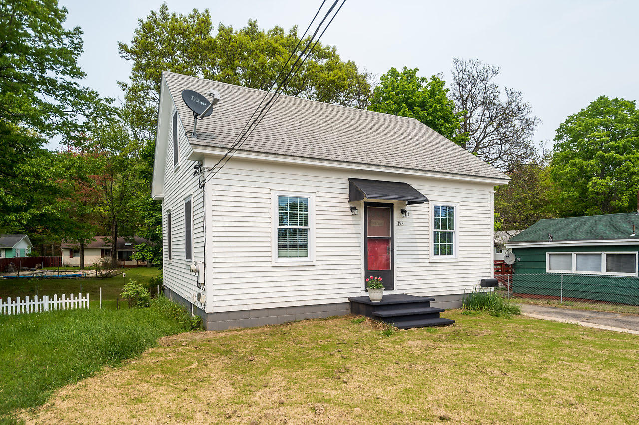 152 High Street Sanford ME 04073