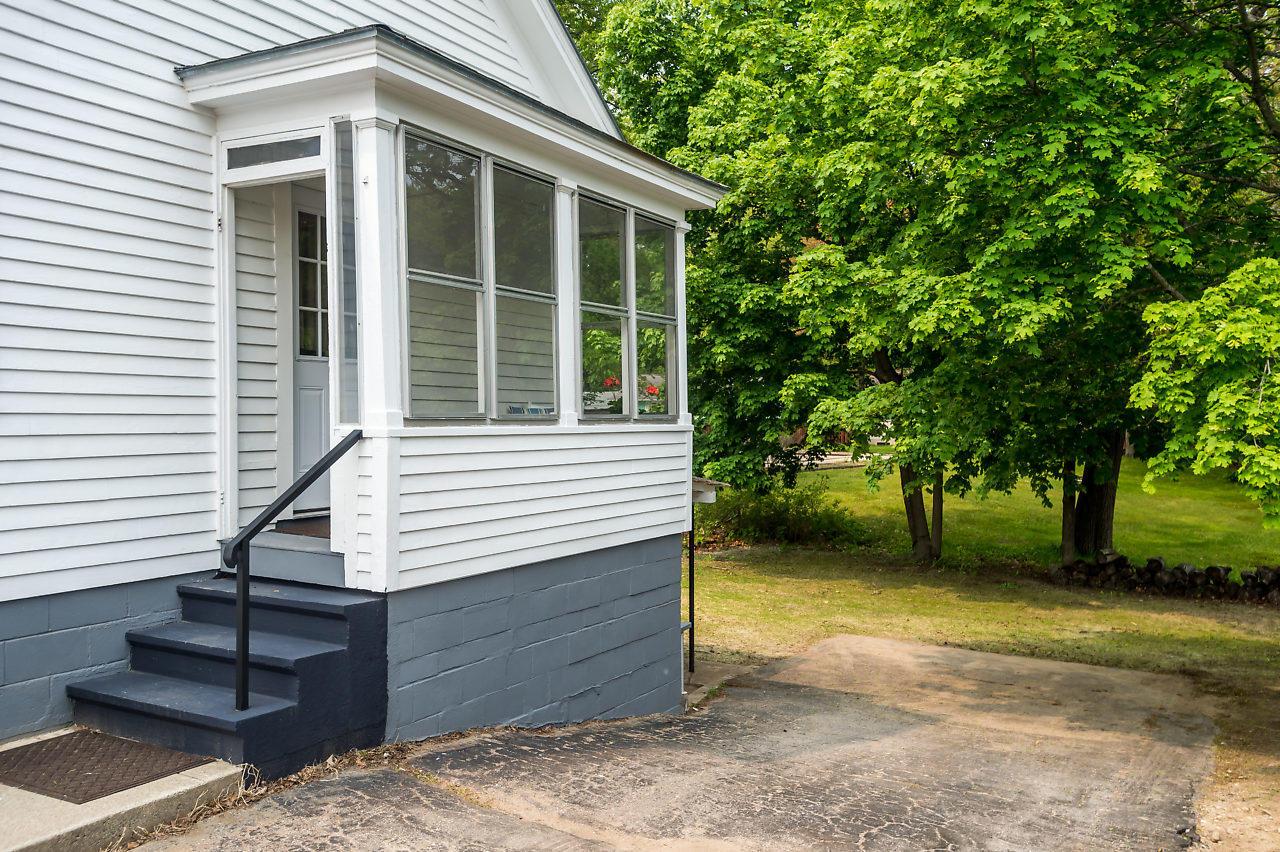 152 High Street Sanford ME 04073