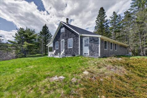 14 Tidal Creek Road Brooksville ME 04642