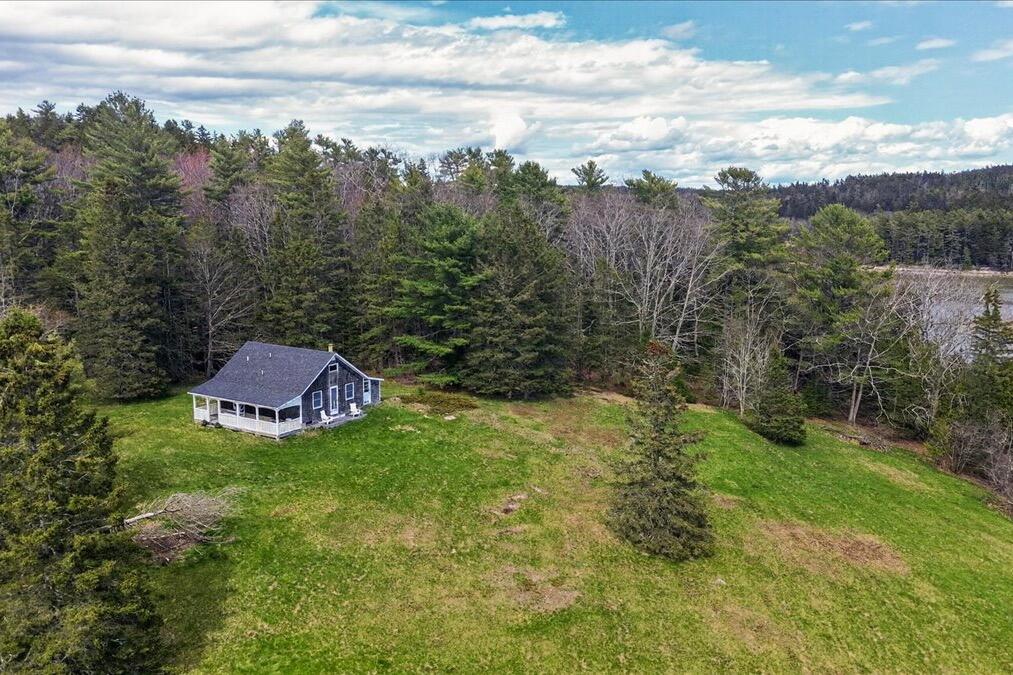 14 Tidal Creek Road Brooksville ME 04642