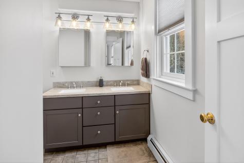 71 Fogg Road Buxton ME 04093