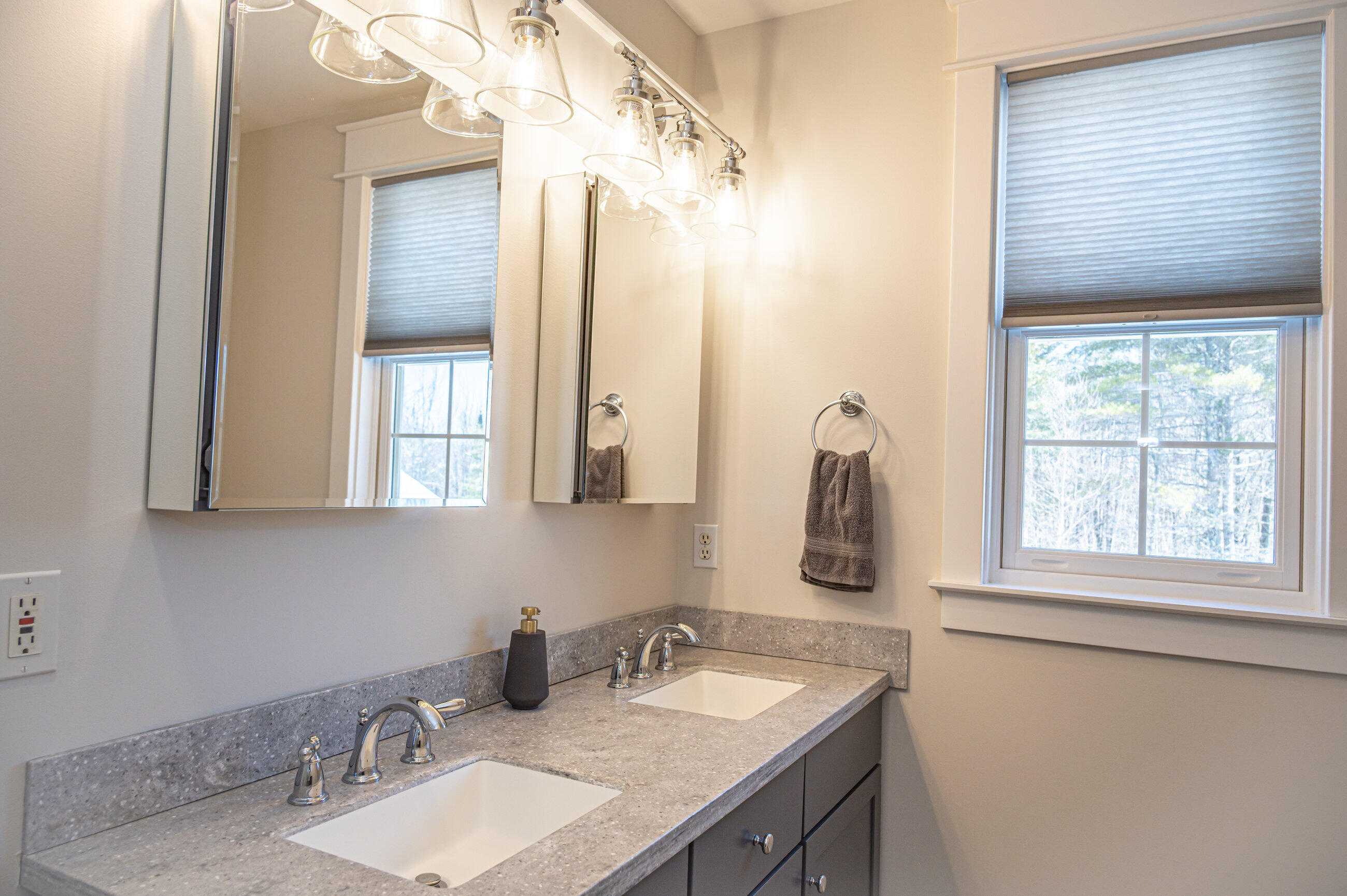 71 Fogg Road Buxton ME 04093