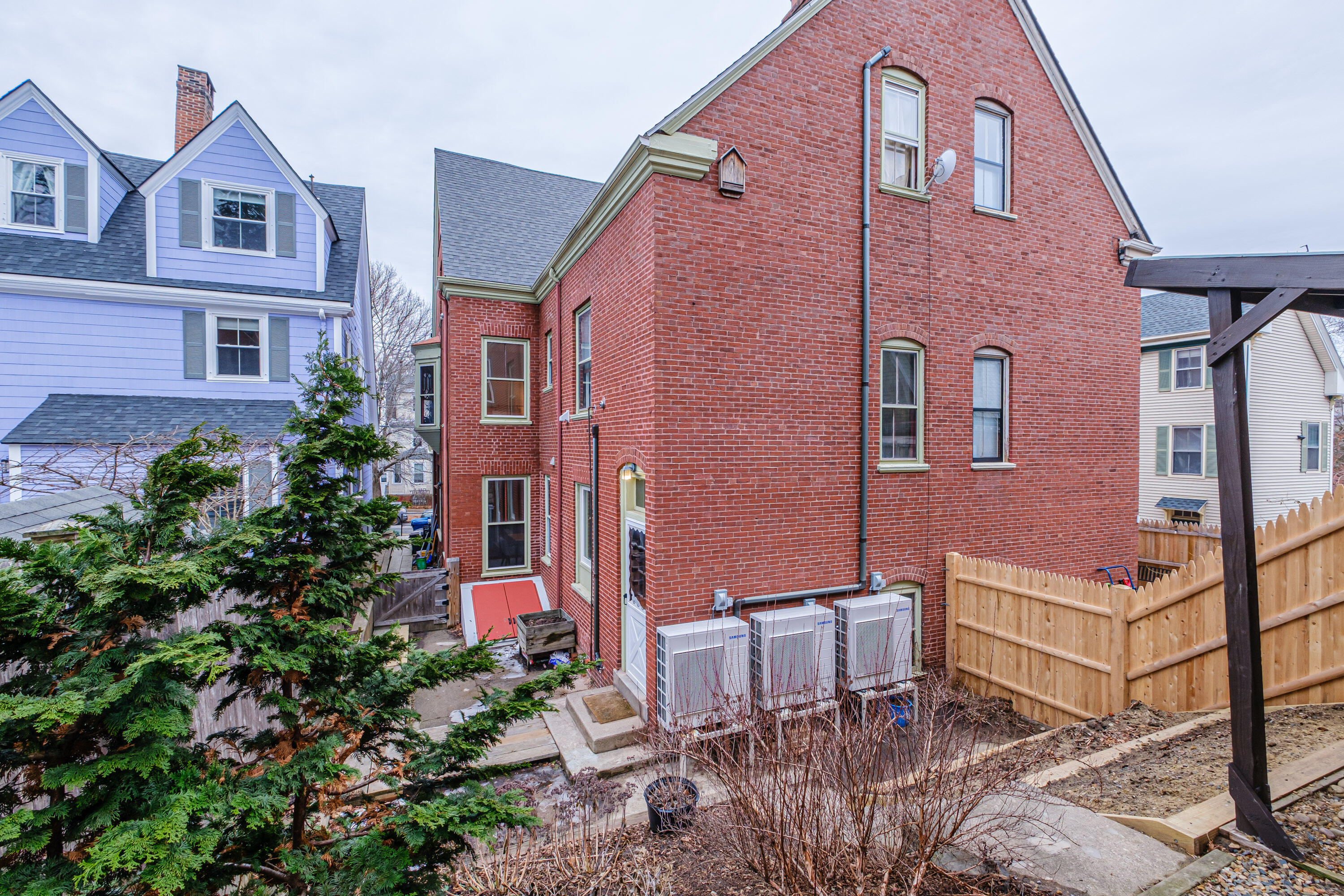 536 Cumberland Avenue Portland ME 04101