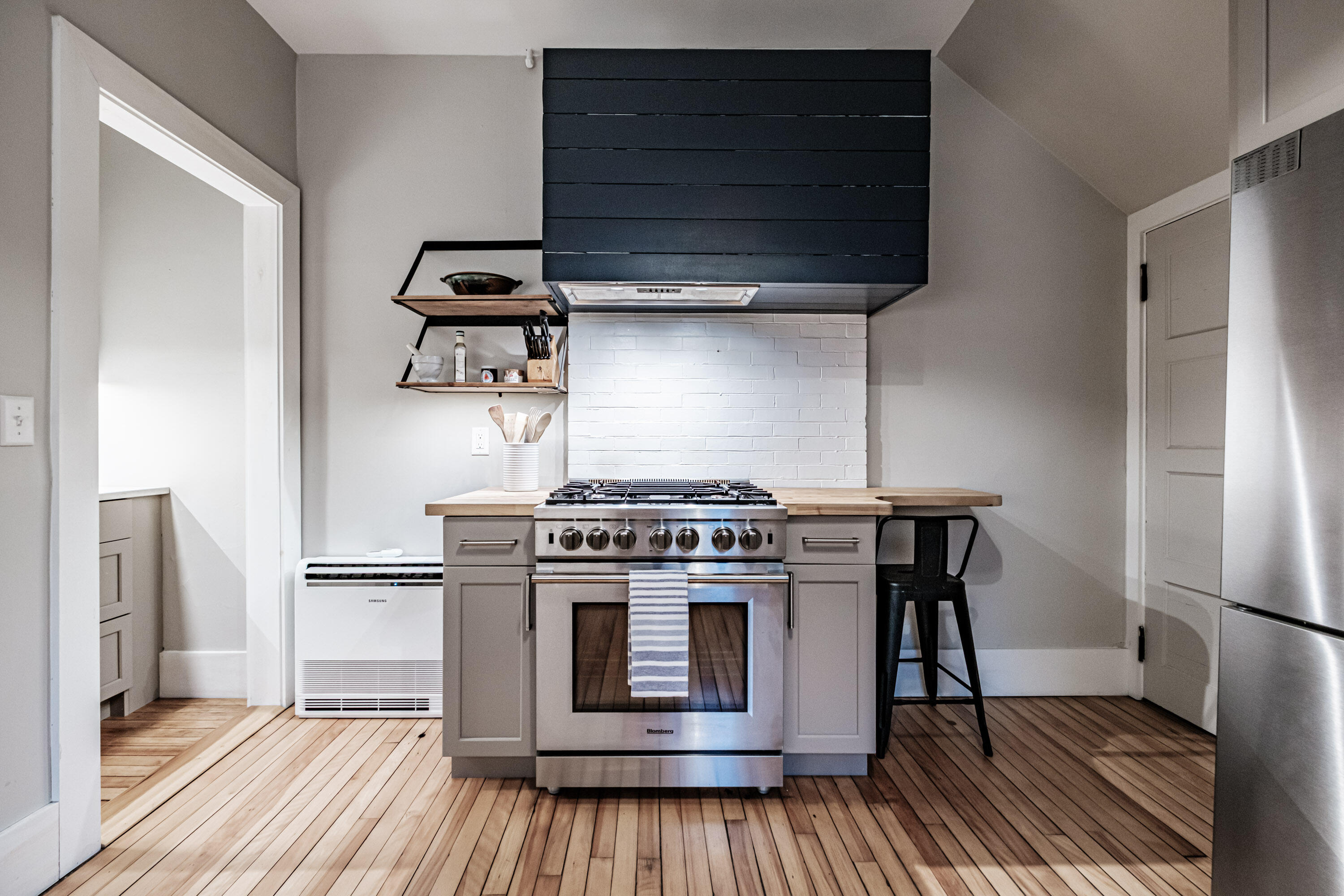 536 Cumberland Avenue Portland ME 04101