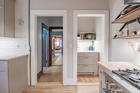 536 Cumberland Avenue Portland ME 04101