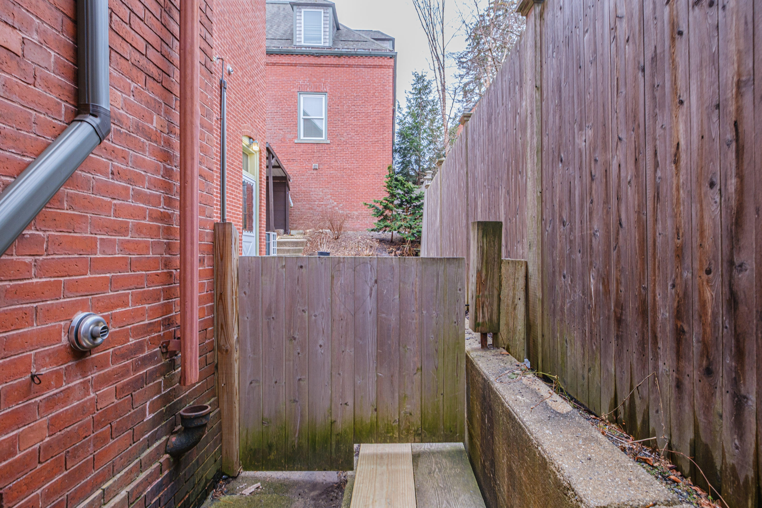 536 Cumberland Avenue Portland ME 04101