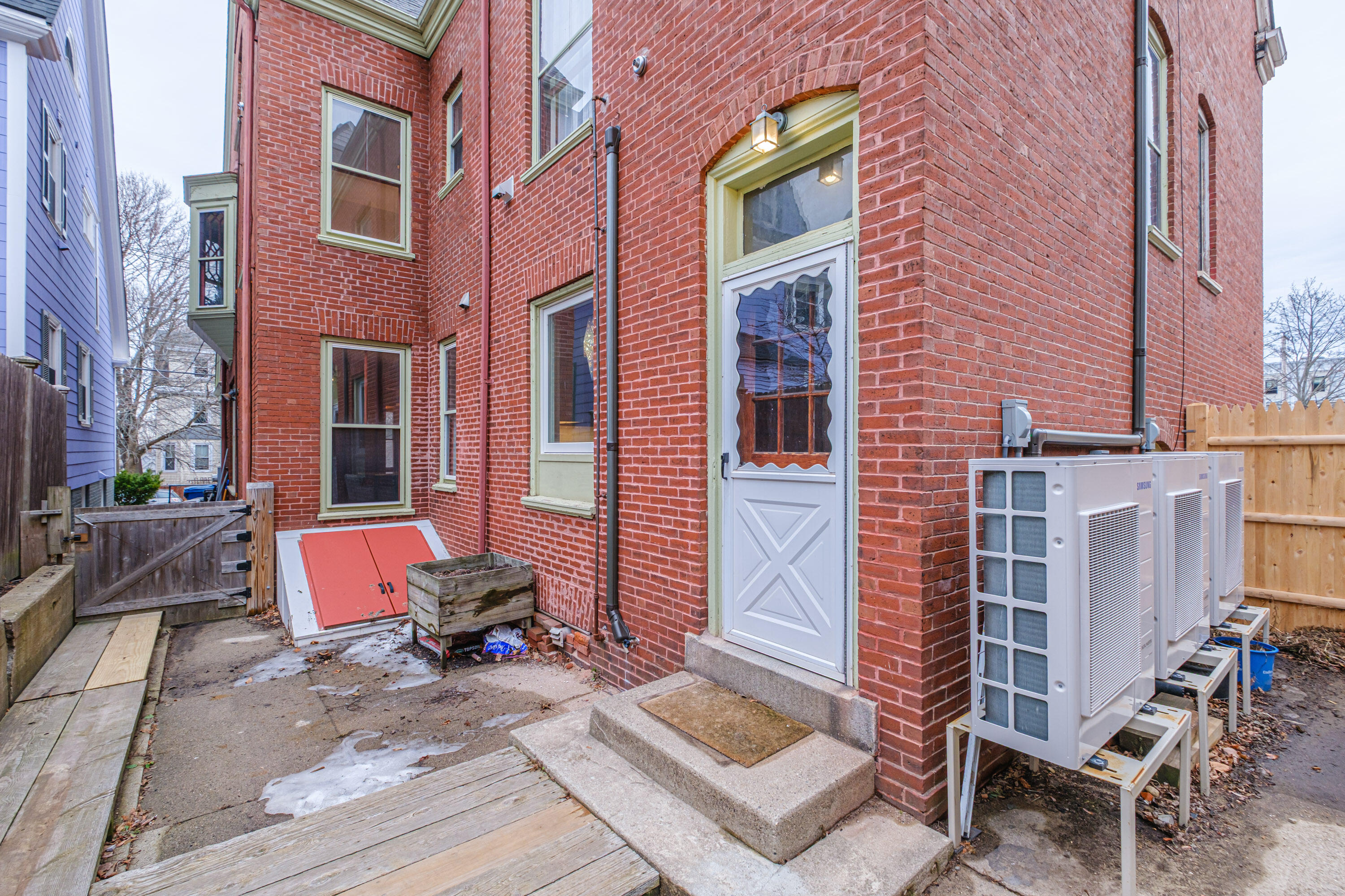 536 Cumberland Avenue Portland ME 04101