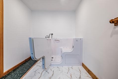 281 Old Danville Road Auburn ME 04210