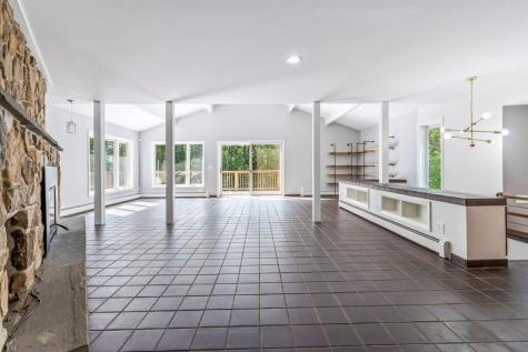 314 Meadow Road Topsham ME 04086